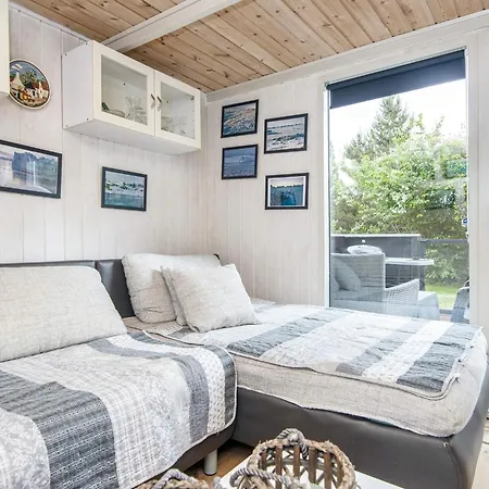 בית נופש 5 Person In הובבורג