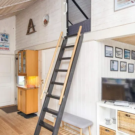 5 Person In הובבורג