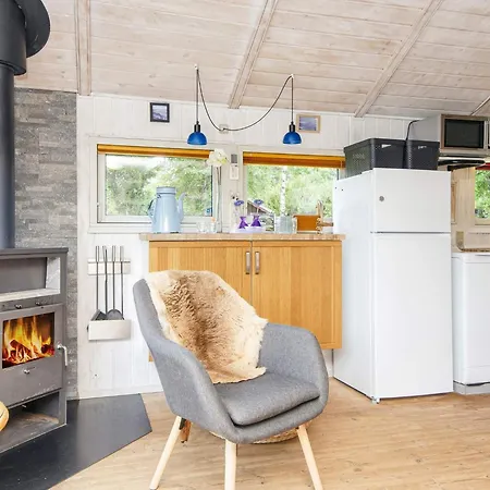 5 Person In בית נופש