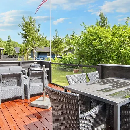 5 Person In * הובבורג