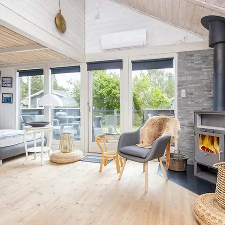 5 Person In * הובבורג